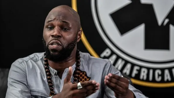 Kémi Séba, l’influenceur africain au cœur des tensions géopolitiques