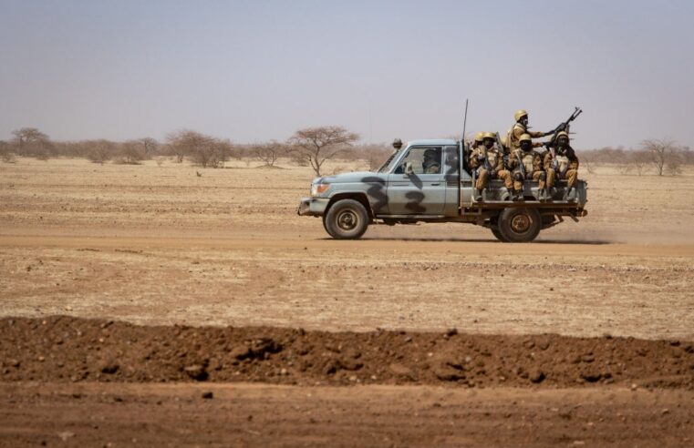 Le Burkina Faso serre la vis : la société civile sous pression de la junte