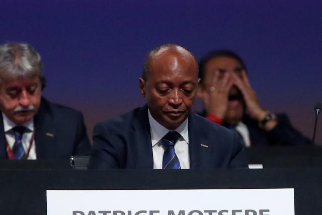 Patrice Motsepe à Dakar pour apaiser les tensions après l&rsquo;imbroglio de la can 2025