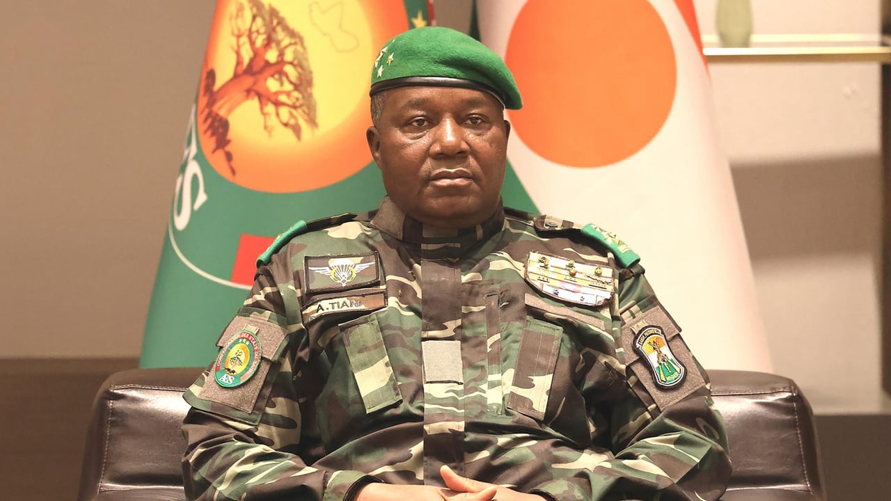 Le Niger renforce le contrôle médiatique en suspendant des diffuseurs étrangers