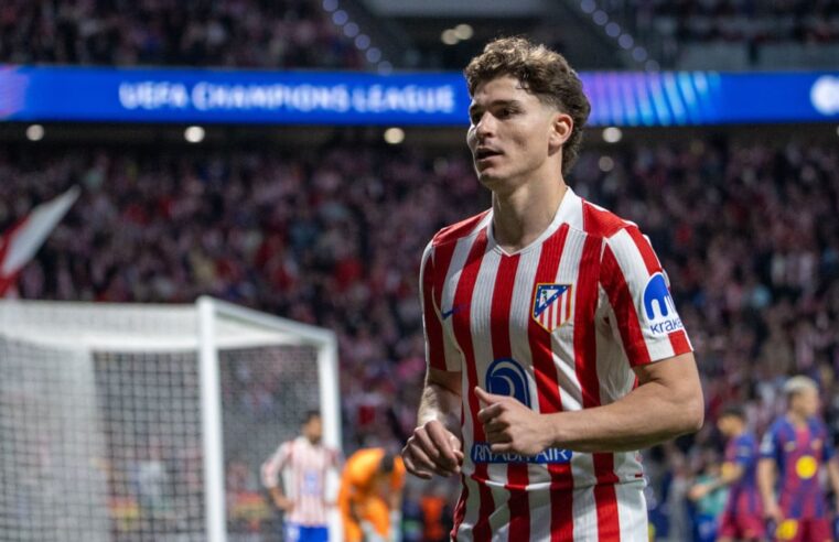 Psg et barça en lice pour le transfert de julian alvarez cet été