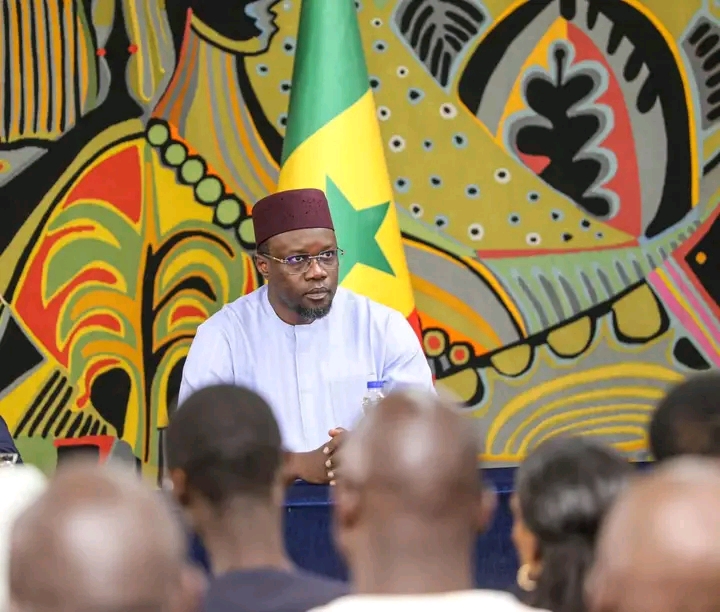 Ousmane sonko dénonce le gaspillage des fonds publics au Sénégal