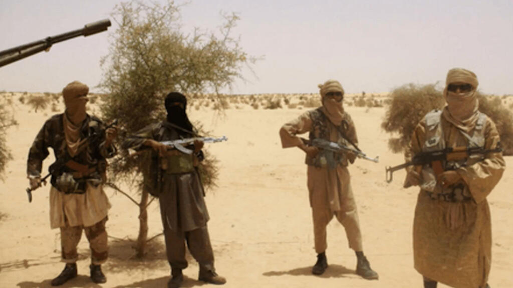 Attaques jihadistes près de Bandiagara : le Jnim frappe cinq villages au Mali