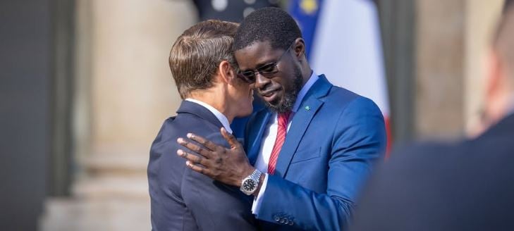 Sénégal : macron promet un soutien à diomaye faye face aux difficultés financières