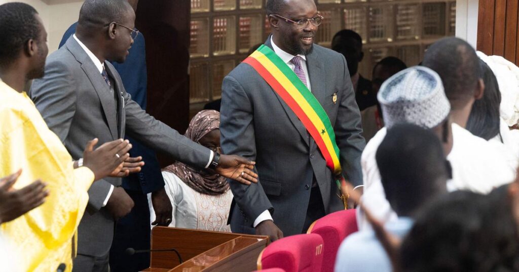 Sénégal : la bataille des légitimités entre charisme et institutions