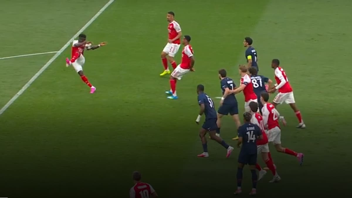 Main de Saka en finale : le PSG rate son penalty contesté contre Arsenal