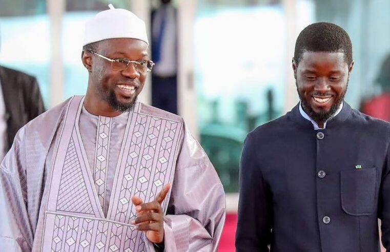 Sénégal : le président Faye destitue son Premier ministre Sonko