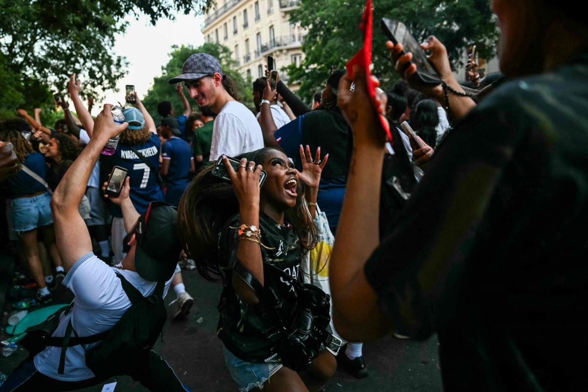 Paris s’embrase après le sacre du psg en ligue des champions