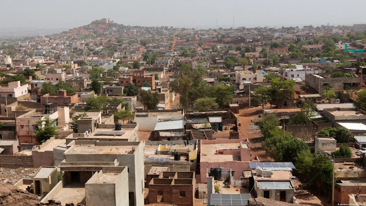 Blocus routes Mali : voyageurs bloqués vers Bamako