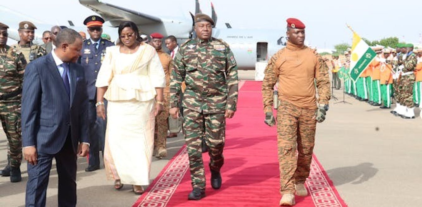 Dissolution des partis au Burkina Faso : l&rsquo;Alliance Sahel face à la marginalisation des alliés civils