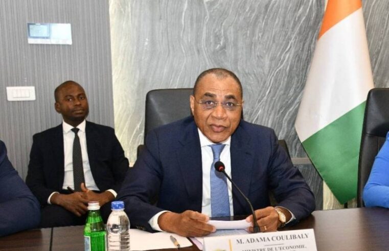Arnaques financières en ligne : attention aux fausses promesses en Côte d&rsquo;Ivoire