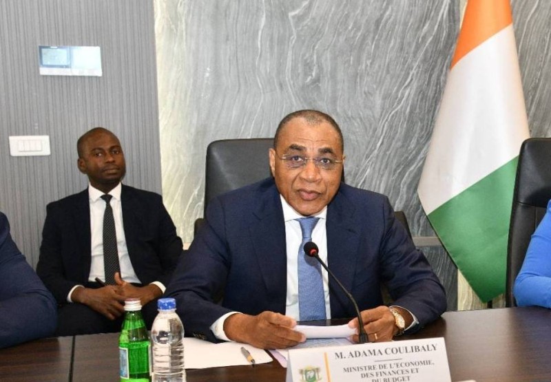 Arnaques financières en ligne : attention aux fausses promesses en Côte d&rsquo;Ivoire