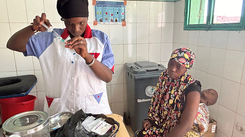 Amélioration des systèmes de santé au Sahel : des avancées majeures pour les populations fragiles