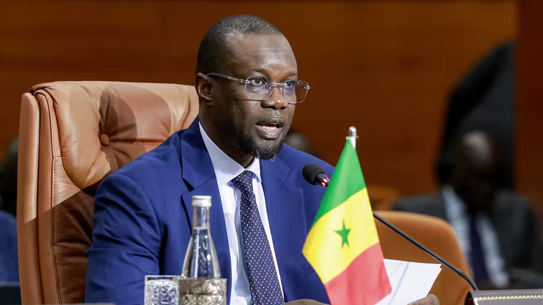 Ousmane sonko défend la loi anti-homosexualité au Sénégal face aux critiques internationales