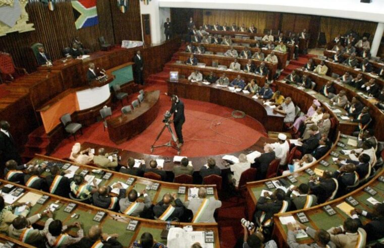 Dissolution de la CEI en Côte d&rsquo;Ivoire : un tournant politique décisif ?