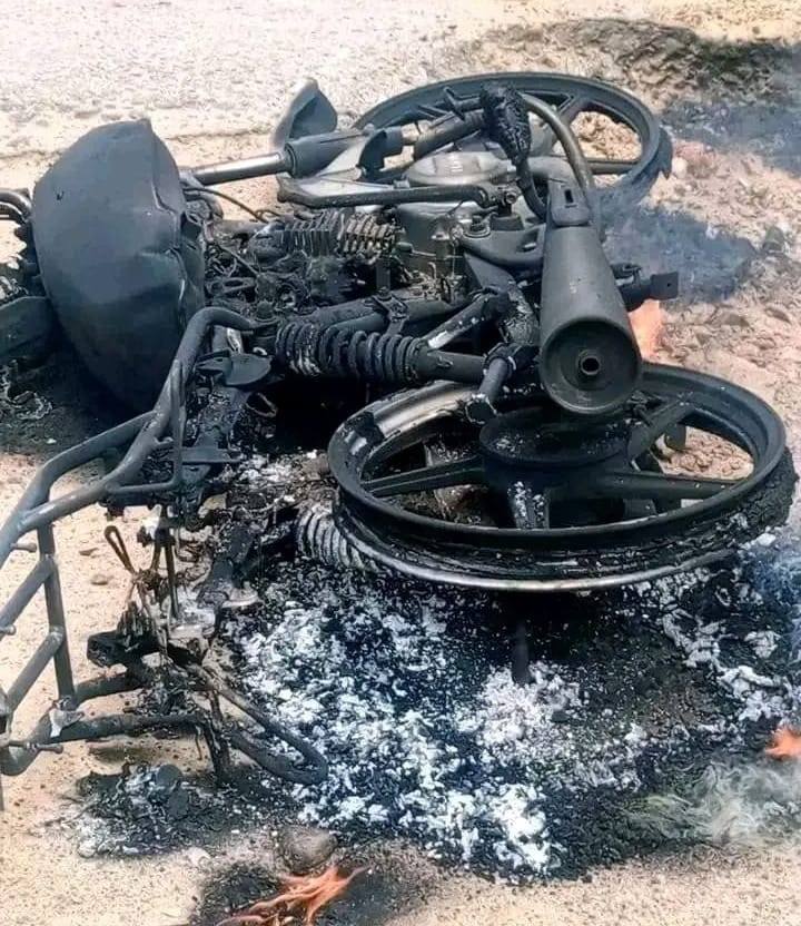 Accident mortel à koundoul : un motocycliste brûlé vif après un choc avec un camion