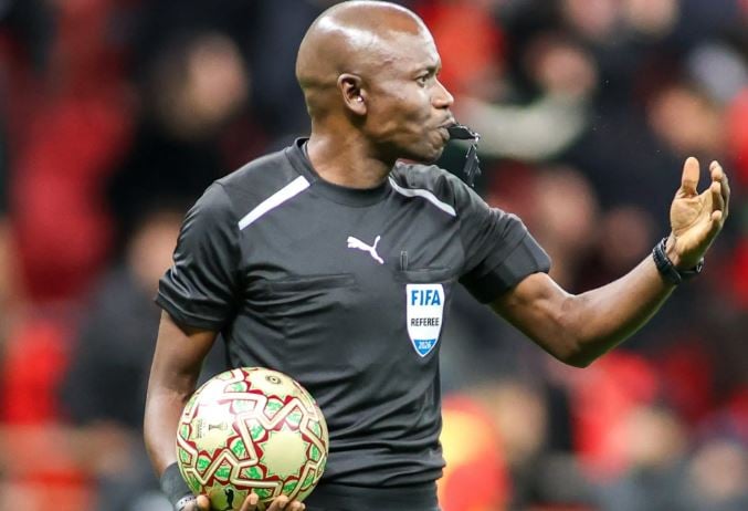 Finale ligue des champions caf : l&rsquo;as far conteste l&rsquo;arbitrage de jean-jacques ndala