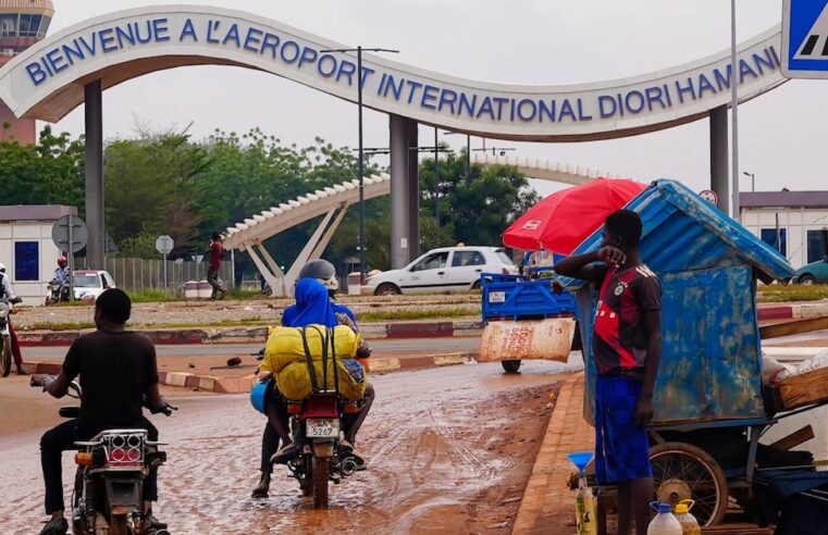 Attaque de l&rsquo;aéroport de Niamey : entre percée de l&rsquo;État islamique et soutien militaire russe au Niger