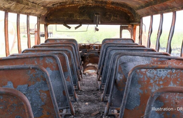 Blocus jihadiste à Bamako : bus incendiés et tensions avant la Tabaski