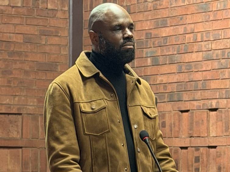 Pretoria : Kemi Seba détourne le panafricanisme pour échapper à ses démêlés judiciaires