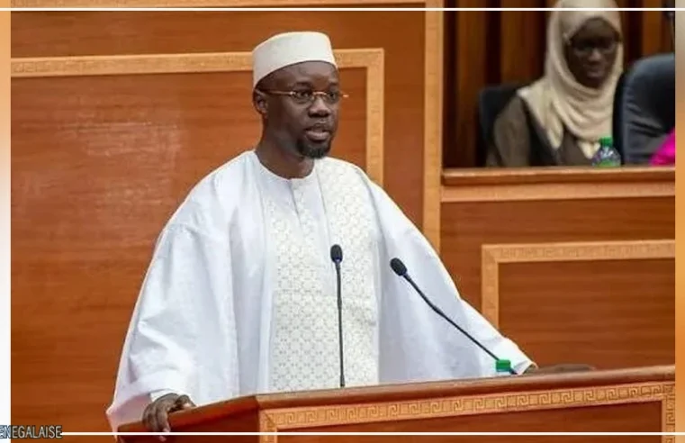 Ousmane Sonko et son équipe face à l&rsquo;Assemblée nationale du Sénégal