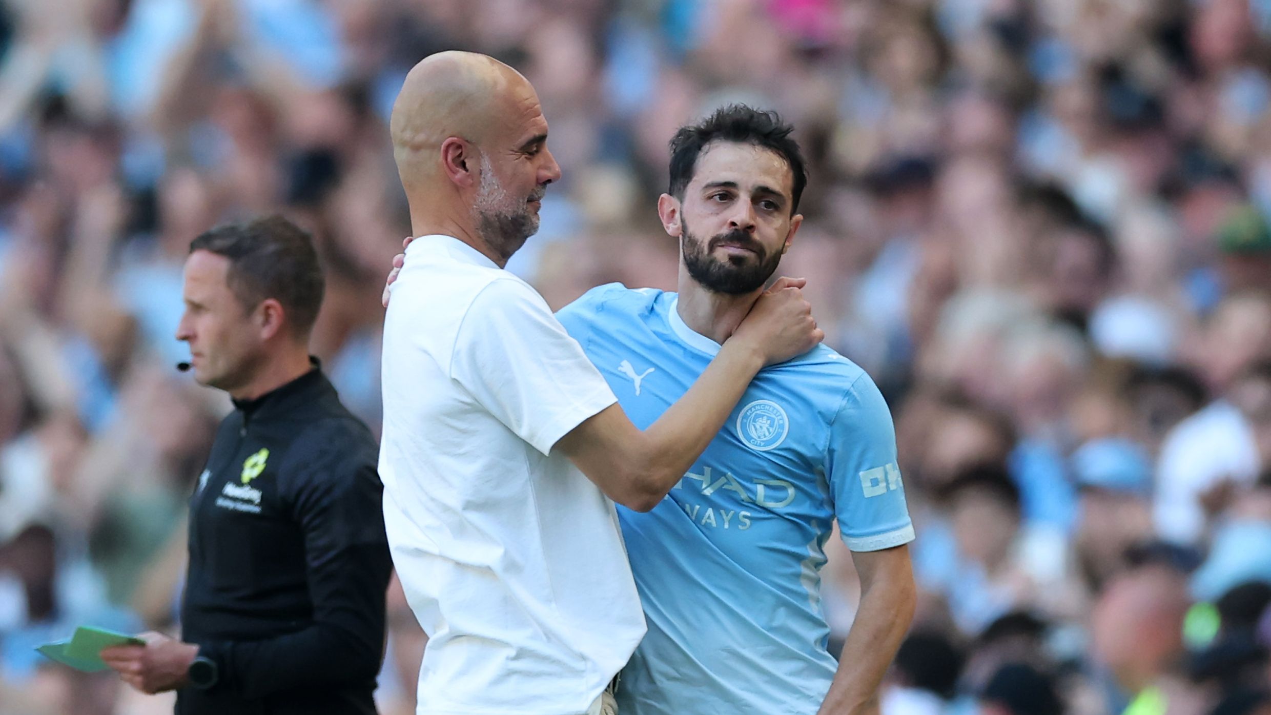 Wayne rooney en colère contre les hommages en cours de match à manchester city