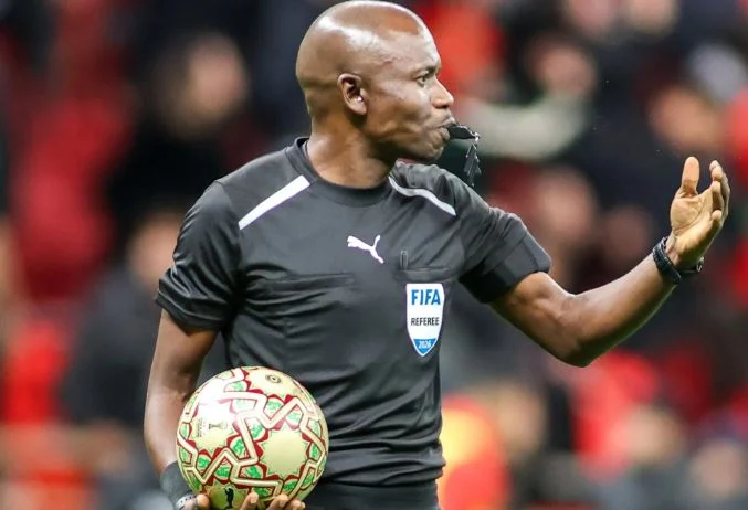 Match de football entre l'AS FAR et les Mamelodi Sundowns en finale de la ligue des champions caf