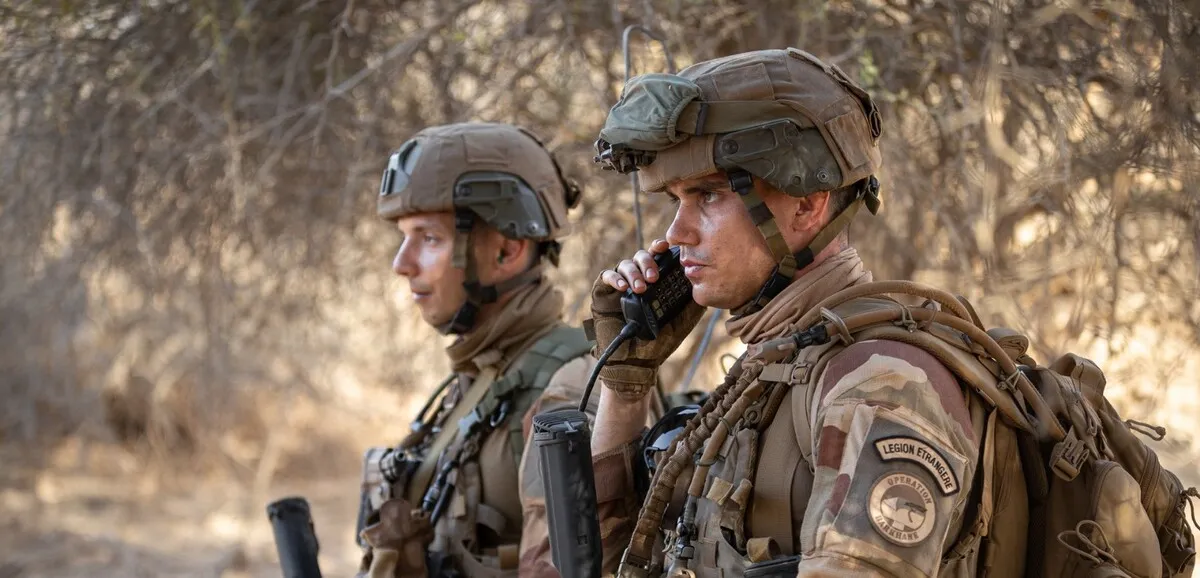 crise au Mali : macron critique la junte pour l'éviction de l'armée française