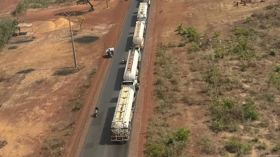 Sociétés de transport suspendent leurs liaisons avec Bamako, piégées par le blocus imposé par le Jnim