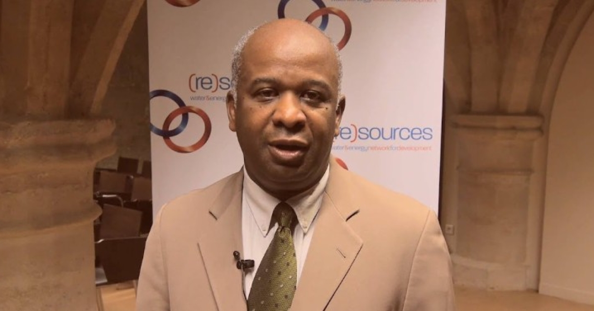 Portrait d'Édouard Dahome, ministre de l'Énergie, de l'Eau et des Mines au Bénin