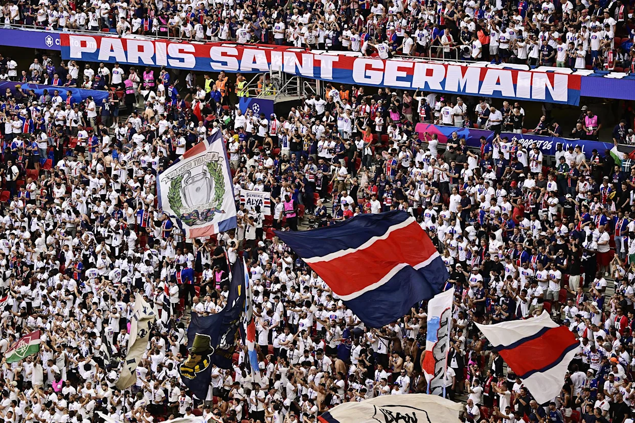 Le Parc des Princes avant le coup d'envoi de la finale de la Ligue des champions entre le PSG et Arsenal