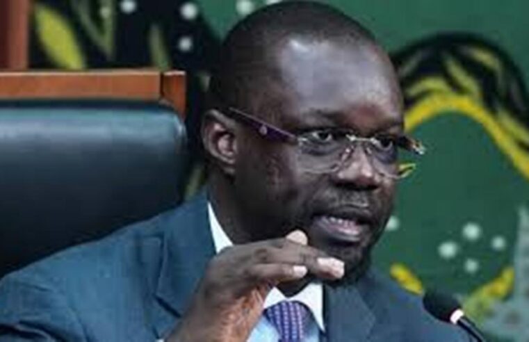 Révision constitutionnelle au Sénégal: Sonko presse Diomaye Faye de promulguer la loi