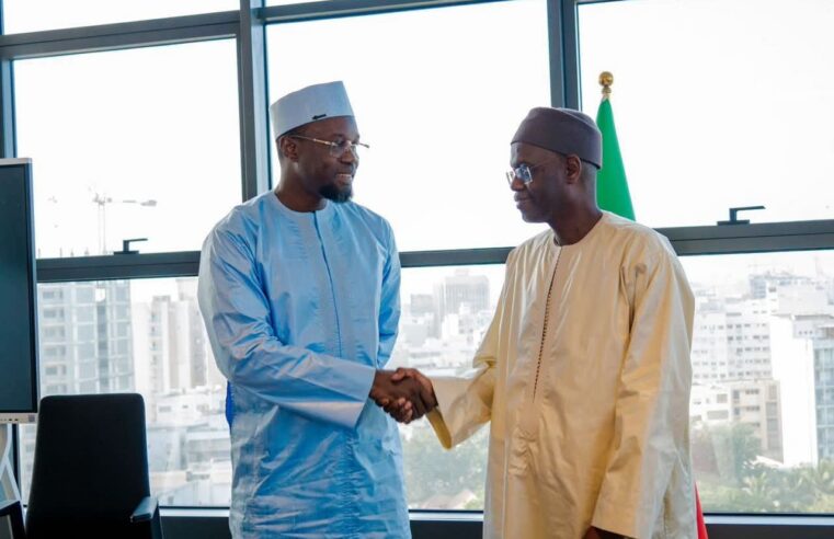 Ousmane sonko face à al aminou lo : tensions politiques et mises en garde inédites