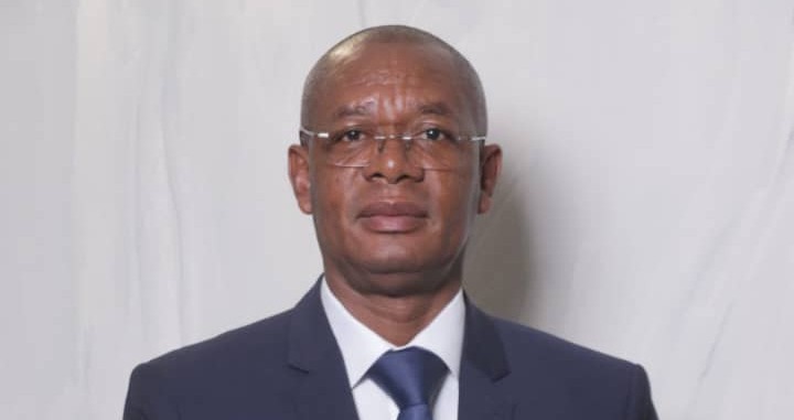 Investiture de Raphaël Edzang à la tête du Rassemblement pour le Gabon