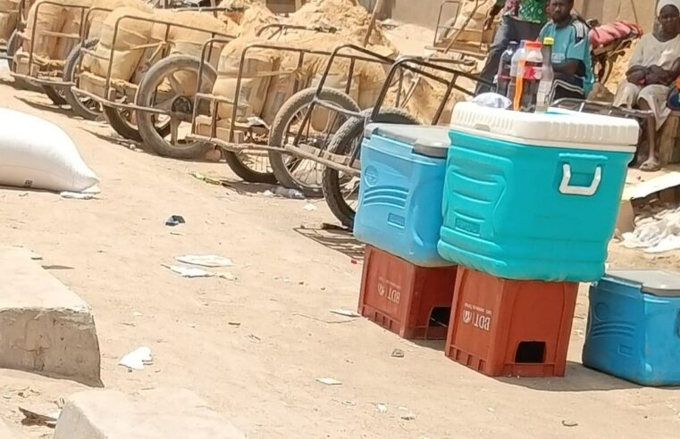 À N&rsquo;Djamena, le commerce du sable, dernier recours des jeunes face au chômage