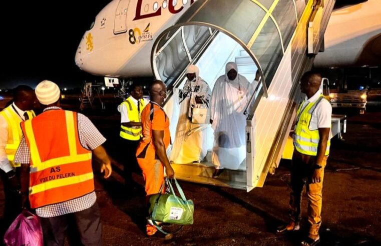 Premier vol retour hadj 2026 : les fidèles burkinabè de retour à Ouagadougou