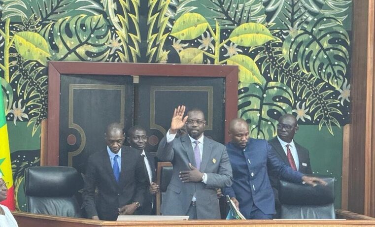 Ousmane sonko prépare une conférence de presse ce mardi à 17 heures au Sénégal