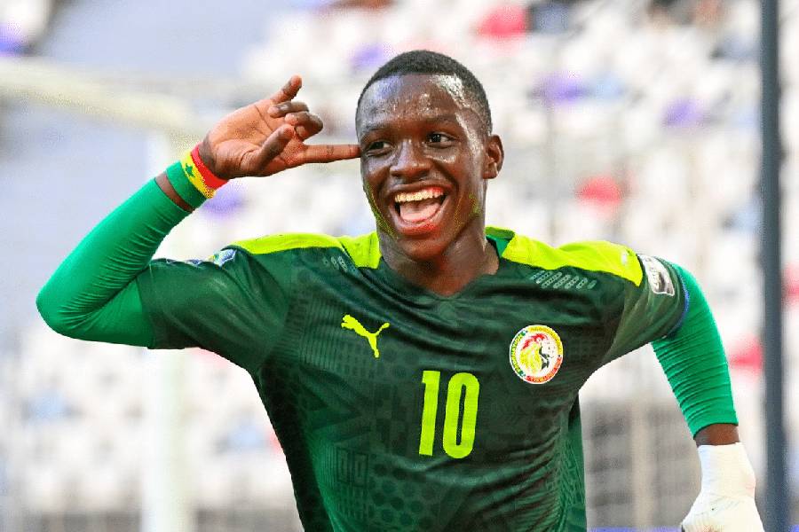 Amara Diouf de retour à l&rsquo;entraînement, son avenir à Fenerbahçe se dessine