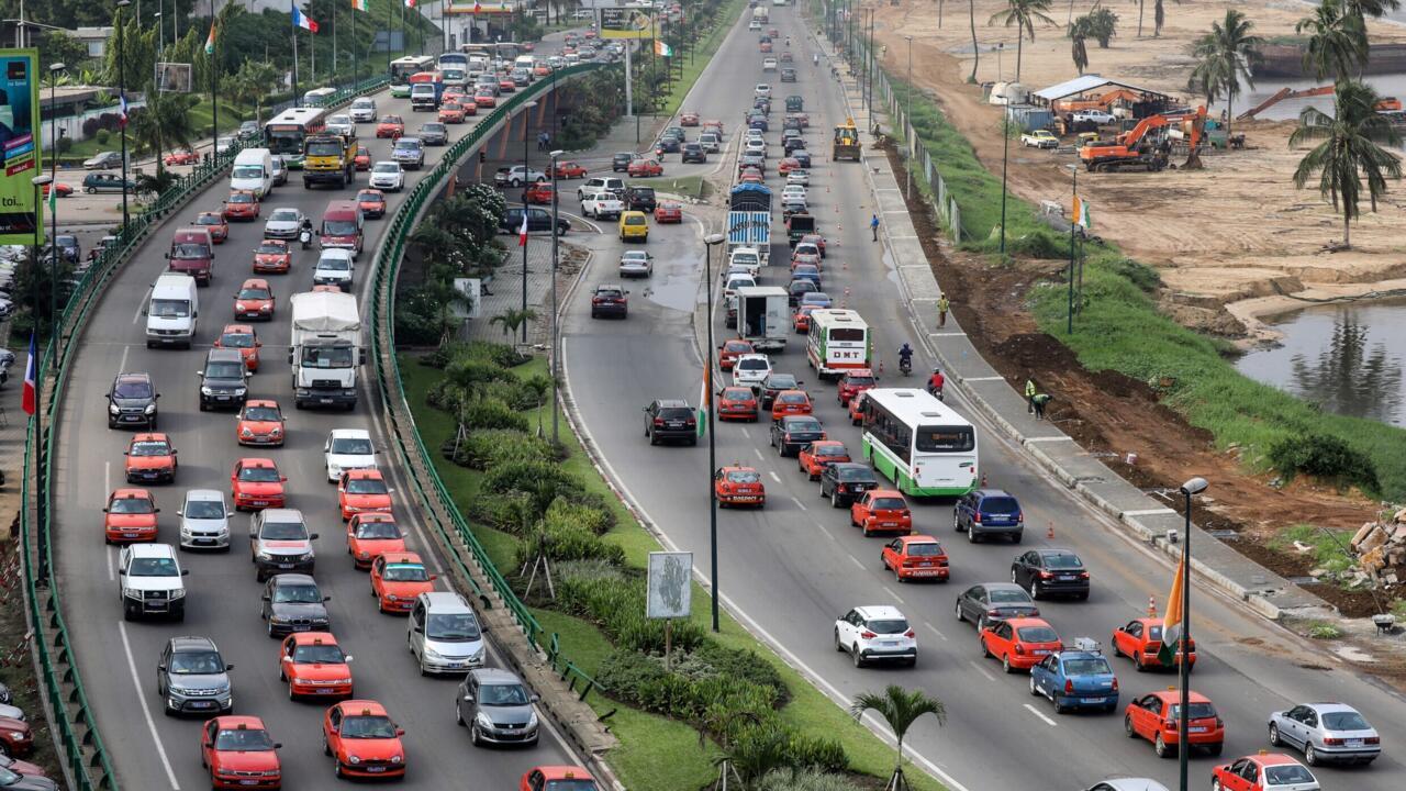 Côte d&rsquo;Ivoire : le VTC électrique gagne du terrain à Abidjan