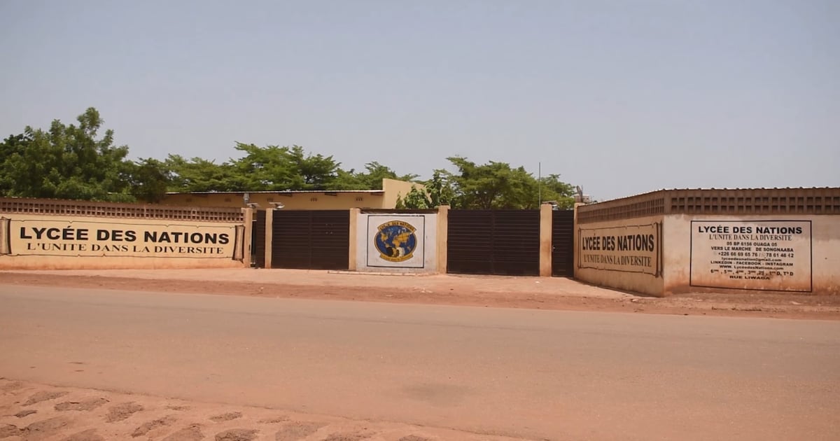 Burkina Faso : le possible plafonnement des frais dans le privé suscite des réactions mitigées