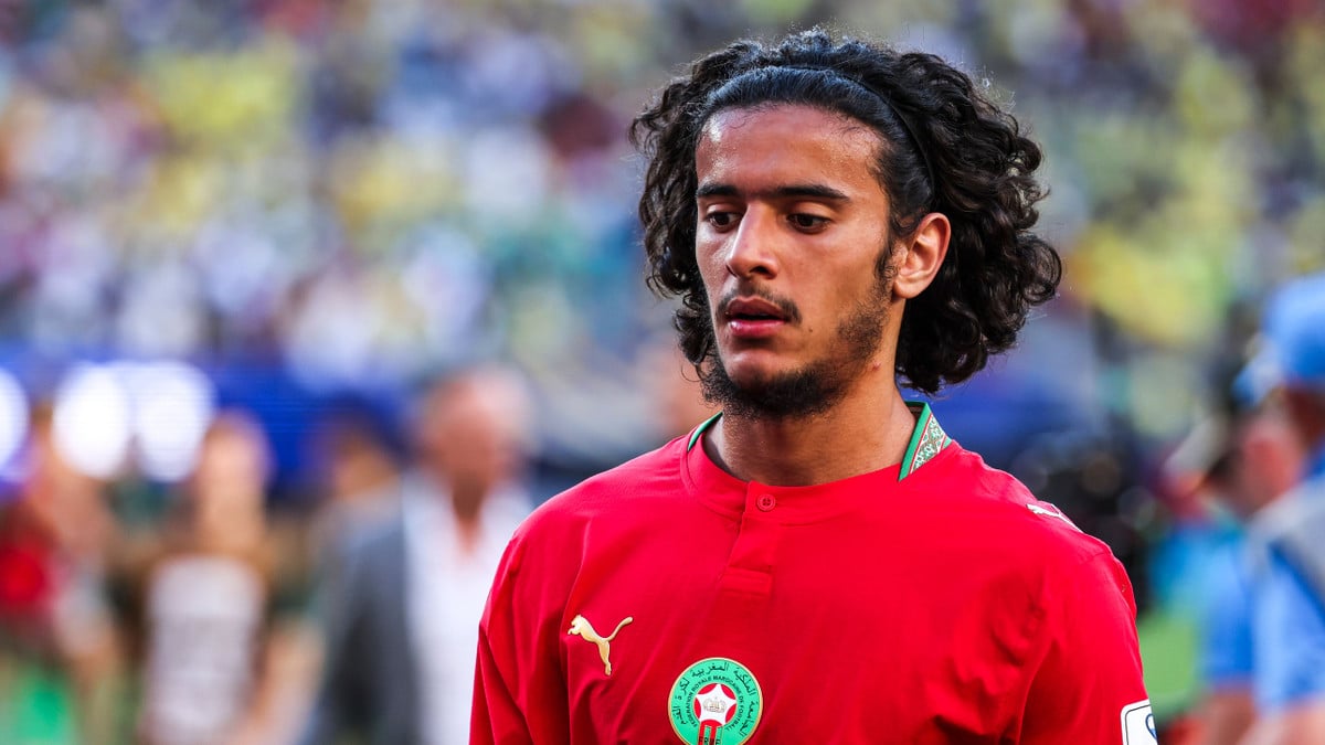 Ayyoub Bouaddi : le psg bloque sur une priorité défensive et offensive
