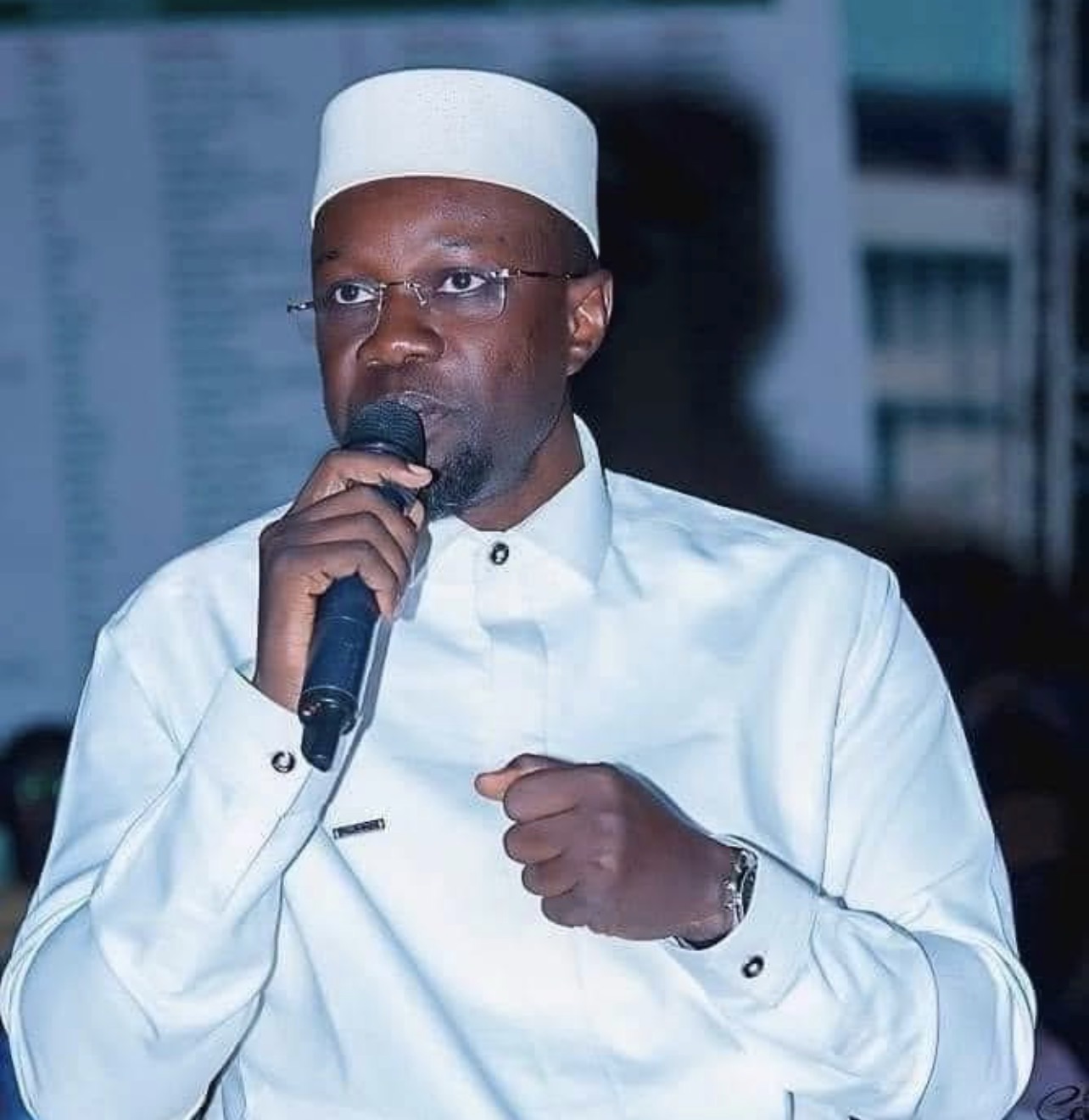 Ousmane Sonko critique l&rsquo;absence de dialogue avec le président sénégalais