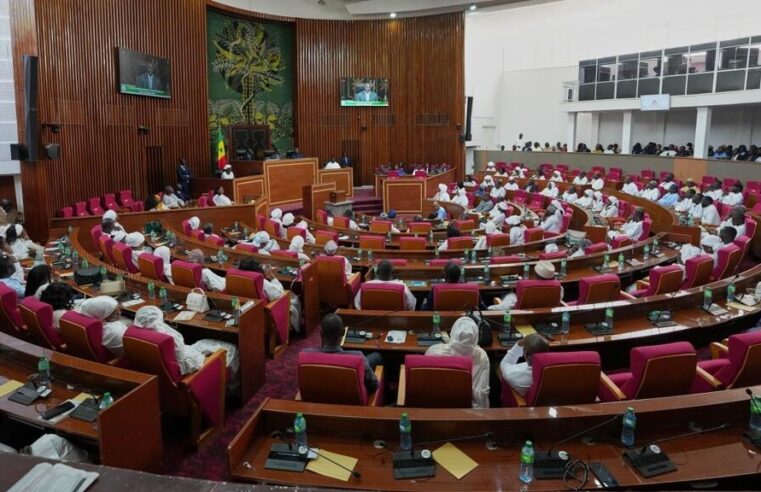 Faye forme un gouvernement au Sénégal sans le Pastef de Sonko