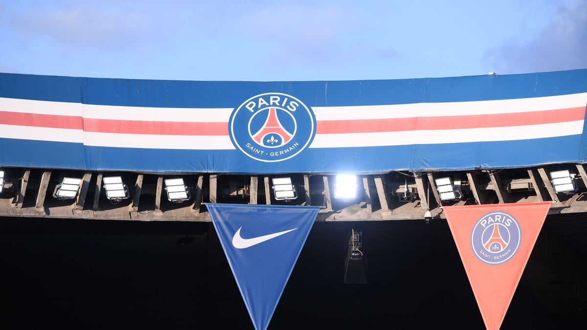 Mercato : Manchester United en pole pour le crack portugais Mateus Fernandes devant le PSG