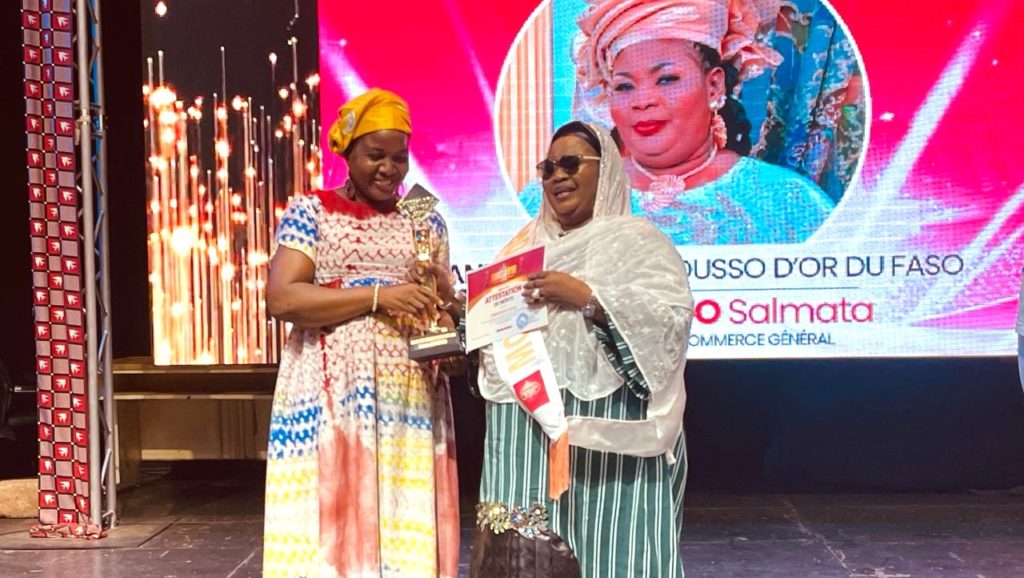 Mousso d&rsquo;Or 2026 : Salmata Sawadogo couronnée femme de l&rsquo;année au Burkina Faso