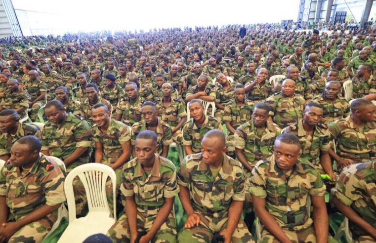Gabon : vers une production locale des uniformes militaires pour renforcer l&rsquo;autonomie des forces armées