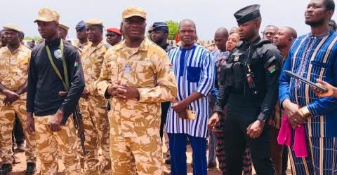 Sécurité au Burkina Faso : le ministre Mahamadou Sana en tournée dans le Nayala