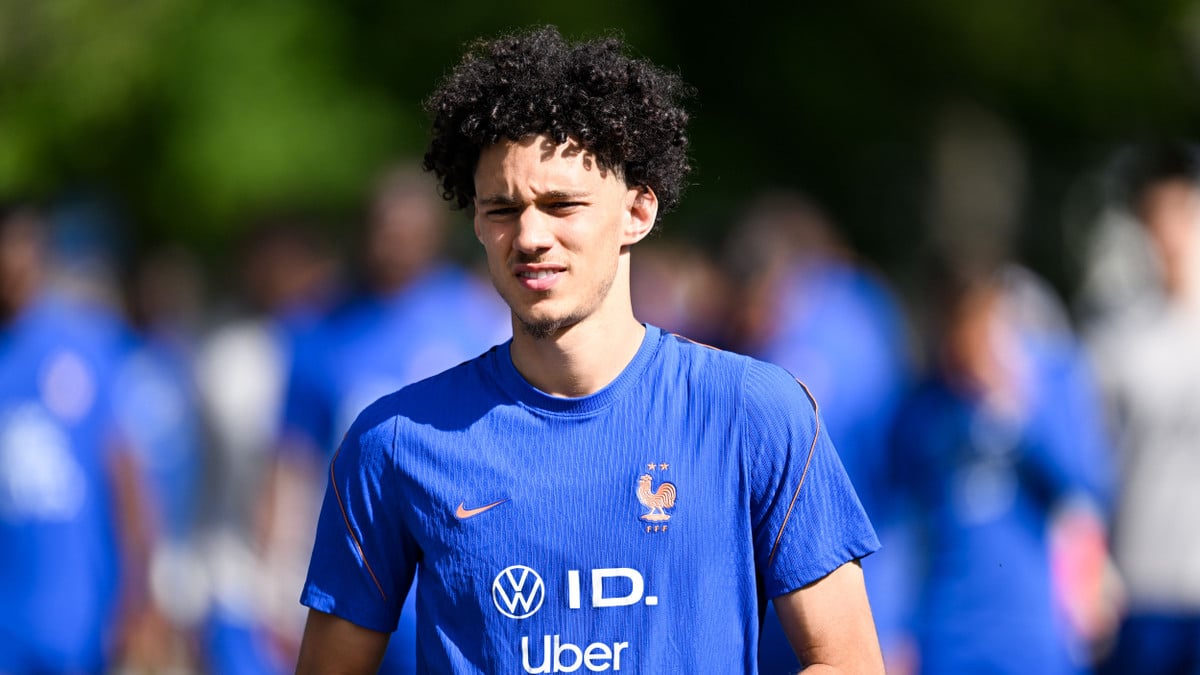 Transfert de Maghnes Akliouche vers le psg : une possible opération incluant Kang-in Lee ?
