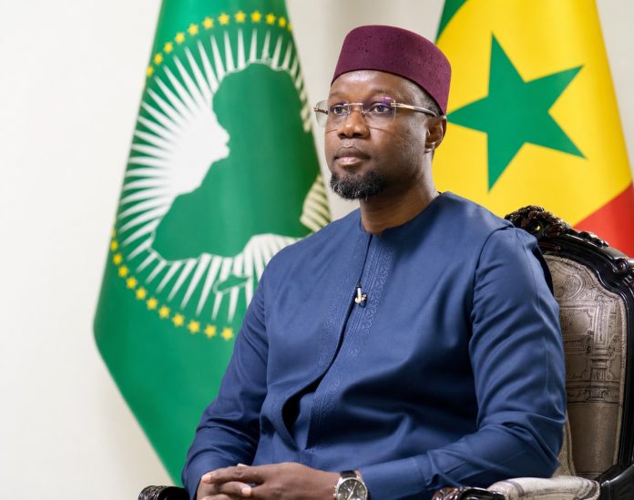 Ousmane Sonko lors d'un entretien