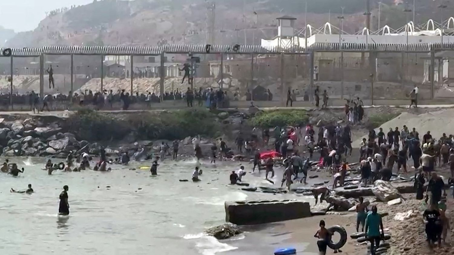 Crise migratoire à Ceuta : le Maroc instrumentalise-t-il la migration pour faire pression sur l&rsquo;espagne ?
